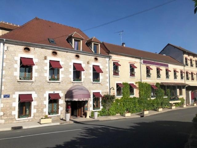 Hotel De La Loire Saint-Satur Exterior foto